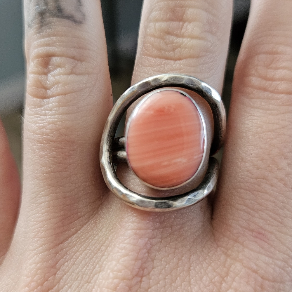 Vintage Sterling Silver & Spiny Oyster Ring